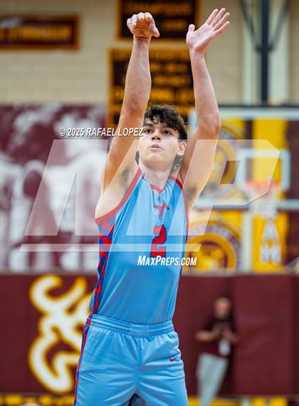 Thumbnail 2 in Dickinson vs. Pearce (McDonald's Texas Invitational Tournament) photogallery.