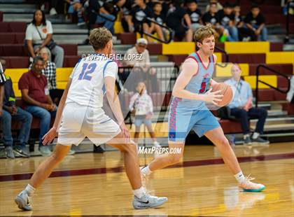 Thumbnail 3 in Dickinson vs. Pearce (McDonald's Texas Invitational) photogallery.