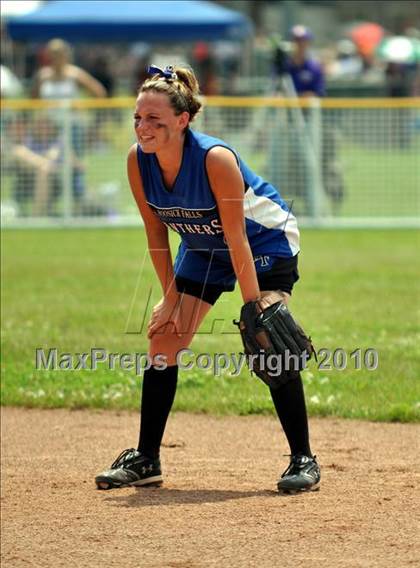 Thumbnail 2 in Rhinebeck vs Hoosick Falls (NYSPHSAA Class C Final) photogallery.