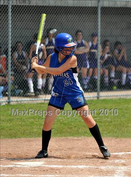 Thumbnail 2 in Rhinebeck vs Hoosick Falls (NYSPHSAA Class C Final) photogallery.