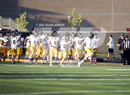 Thumbnail 2 in Bishop Kelly @ Columbia photogallery.