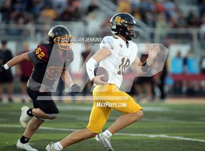 Thumbnail 1 in Bishop Kelly @ Columbia photogallery.