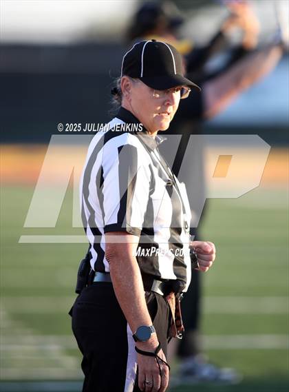 Thumbnail 3 in Bishop Kelly @ Columbia photogallery.