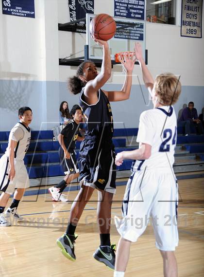 Thumbnail 2 in JV: Kilpatrick @ Flintridge Prep photogallery.
