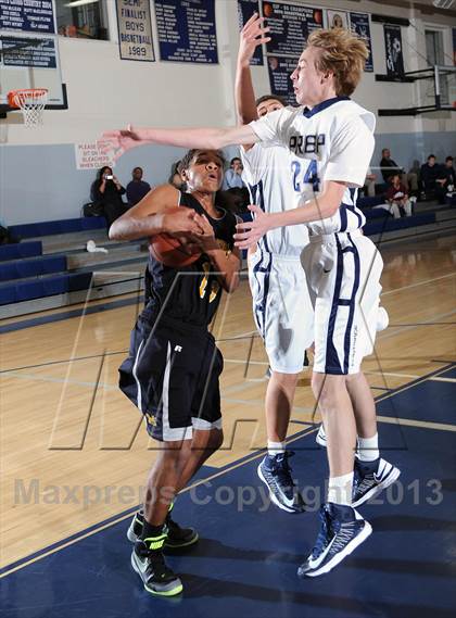 Thumbnail 1 in JV: Kilpatrick @ Flintridge Prep photogallery.