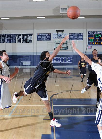 Thumbnail 1 in JV: Kilpatrick @ Flintridge Prep photogallery.