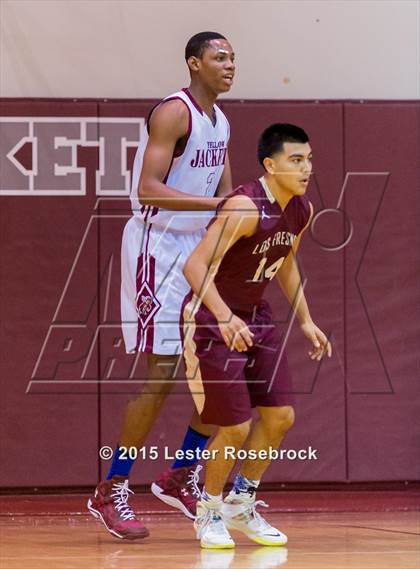 Thumbnail 2 in Los Fresnos vs. St. Anthony photogallery.