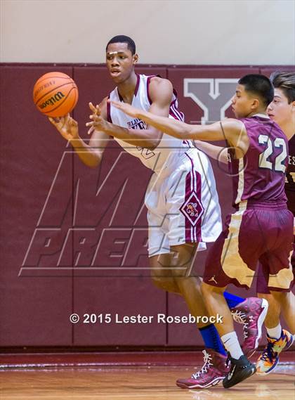 Thumbnail 3 in Los Fresnos vs. St. Anthony photogallery.