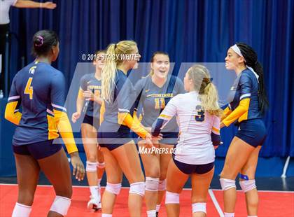 Thumbnail 2 in Steinbrenner vs. Out-of-Door Academy (Circus City Invitational) photogallery.
