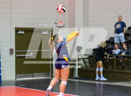 Thumbnail 3 in Steinbrenner vs. Out-of-Door Academy (Circus City Invitational) photogallery.