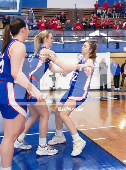 Thumbnail 3 in Caston vs. Marquette Catholic (IHSAA 1A Semi-State 7) photogallery.