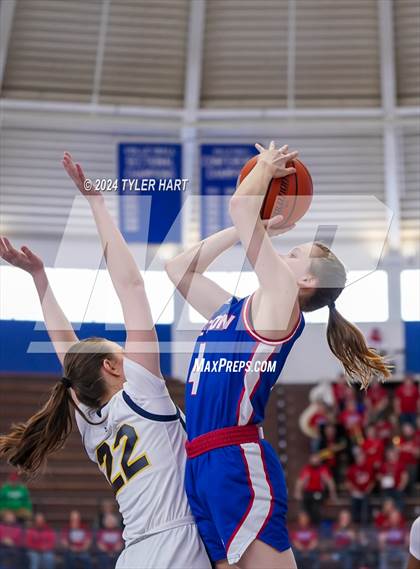 Thumbnail 3 in Caston vs. Marquette Catholic (IHSAA 1A Semi-State 7) photogallery.