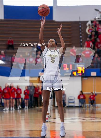 Thumbnail 3 in Caston vs. Marquette Catholic (IHSAA 1A Semi-State 7) photogallery.