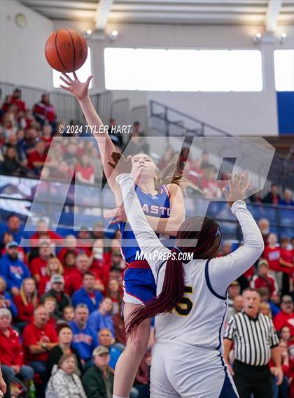 Thumbnail 3 in Caston vs. Marquette Catholic (IHSAA 1A Semi-State 7) photogallery.