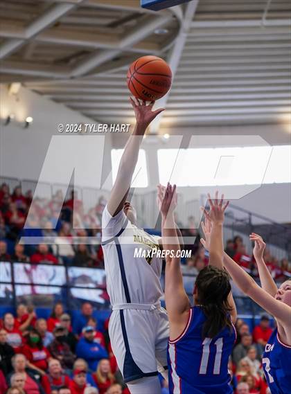 Thumbnail 2 in Caston vs. Marquette Catholic (IHSAA 1A Semi-State 7) photogallery.