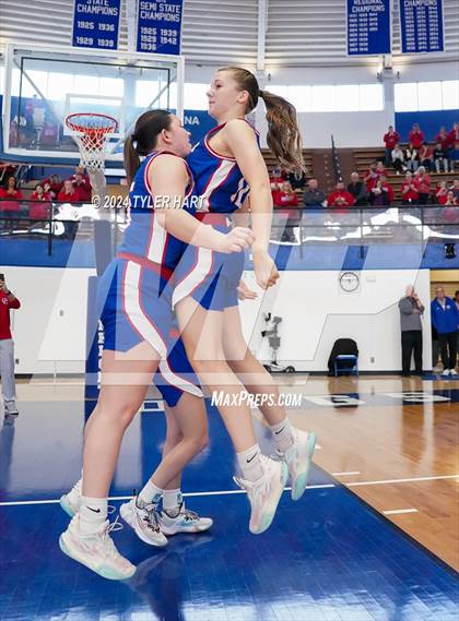 Thumbnail 3 in Caston vs. Marquette Catholic (IHSAA 1A Semi-State 7) photogallery.