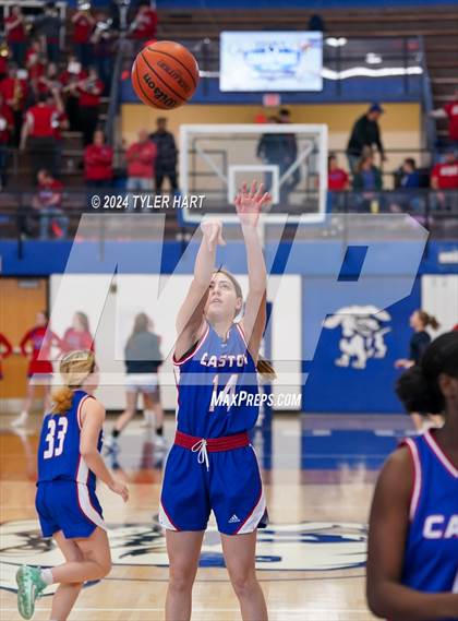 Thumbnail 3 in Caston vs. Marquette Catholic (IHSAA 1A Semi-State 7) photogallery.