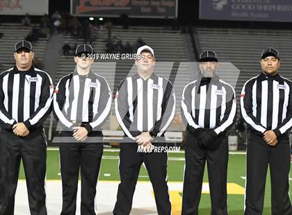Thumbnail 3 in Jefferson vs. West Rusk (UIL 3A Bi-District Playoff) photogallery.