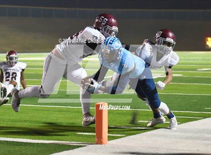 Thumbnail 2 in Jefferson vs. West Rusk (UIL 3A Bi-District Playoff) photogallery.