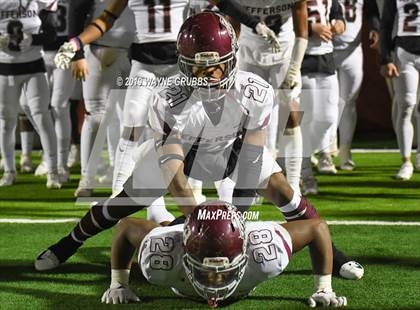 Thumbnail 2 in Jefferson vs. West Rusk (UIL 3A Bi-District Playoff) photogallery.