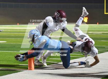 Thumbnail 1 in Jefferson vs. West Rusk (UIL 3A Bi-District Playoff) photogallery.