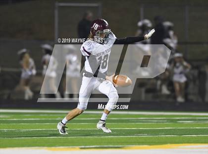 Thumbnail 2 in Jefferson vs. West Rusk (UIL 3A Bi-District Playoff) photogallery.