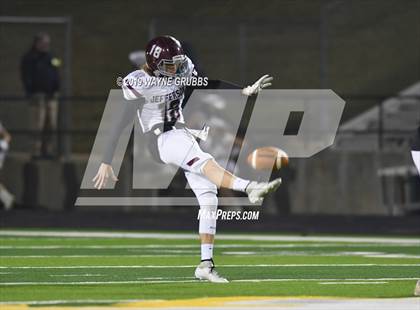 Thumbnail 2 in Jefferson vs. West Rusk (UIL 3A Bi-District Playoff) photogallery.