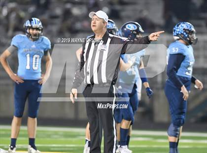 Thumbnail 2 in Jefferson vs. West Rusk (UIL 3A Bi-District Playoff) photogallery.