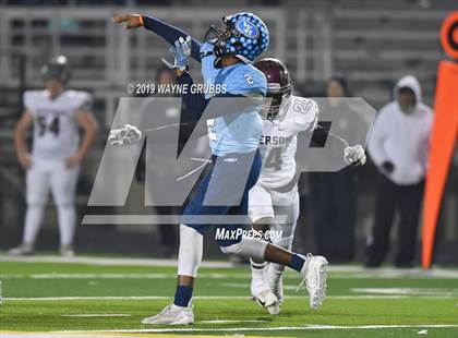 Thumbnail 3 in Jefferson vs. West Rusk (UIL 3A Bi-District Playoff) photogallery.