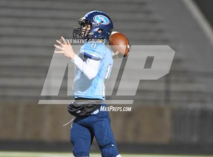 Thumbnail 1 in Jefferson vs. West Rusk (UIL 3A Bi-District Playoff) photogallery.