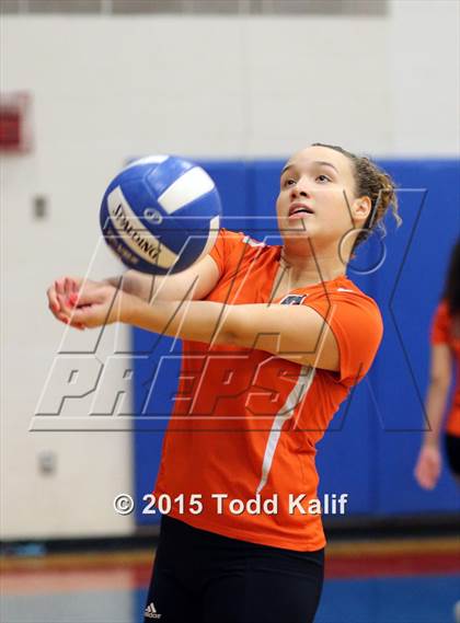 Thumbnail 1 in Goodwin RVT vs Hale Ray (CIAC Class S 2nd Round) photogallery.