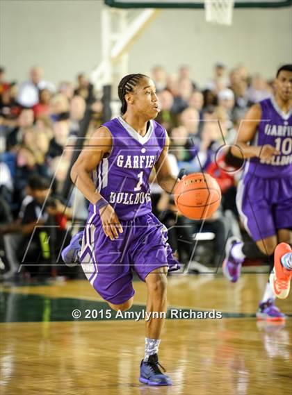 Thumbnail 3 in Garfield vs. Rainier Beach (WIAA 3A Final) photogallery.