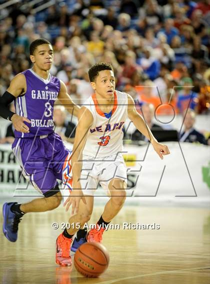 Thumbnail 3 in Garfield vs. Rainier Beach (WIAA 3A Final) photogallery.