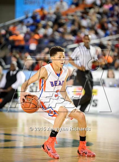 Thumbnail 3 in Garfield vs. Rainier Beach (WIAA 3A Final) photogallery.