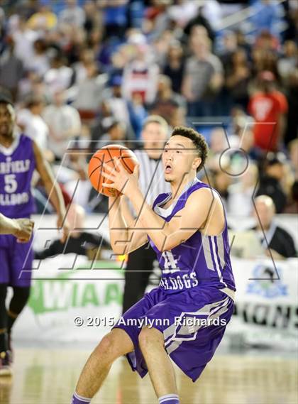 Thumbnail 1 in Garfield vs. Rainier Beach (WIAA 3A Final) photogallery.