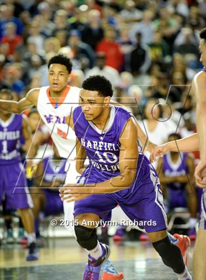 Thumbnail 1 in Garfield vs. Rainier Beach (WIAA 3A Final) photogallery.