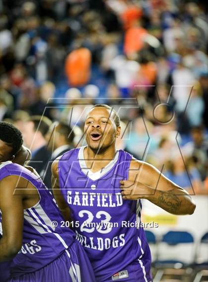 Thumbnail 1 in Garfield vs. Rainier Beach (WIAA 3A Final) photogallery.