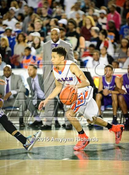 Thumbnail 1 in Garfield vs. Rainier Beach (WIAA 3A Final) photogallery.
