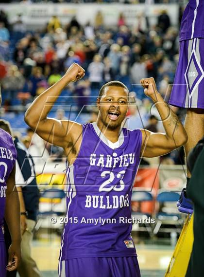 Thumbnail 2 in Garfield vs. Rainier Beach (WIAA 3A Final) photogallery.