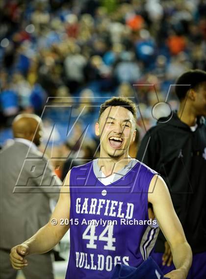 Thumbnail 3 in Garfield vs. Rainier Beach (WIAA 3A Final) photogallery.