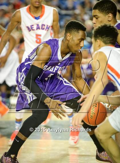 Thumbnail 3 in Garfield vs. Rainier Beach (WIAA 3A Final) photogallery.