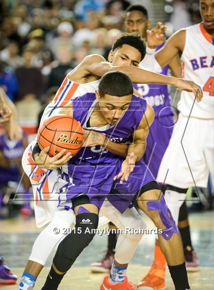 Thumbnail 3 in Garfield vs. Rainier Beach (WIAA 3A Final) photogallery.