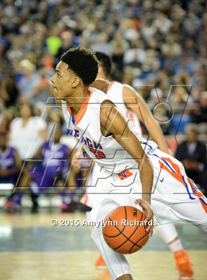 Thumbnail 3 in Garfield vs. Rainier Beach (WIAA 3A Final) photogallery.