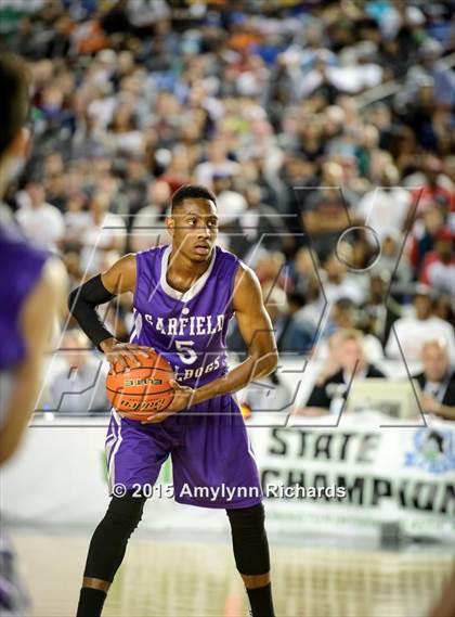 Thumbnail 3 in Garfield vs. Rainier Beach (WIAA 3A Final) photogallery.