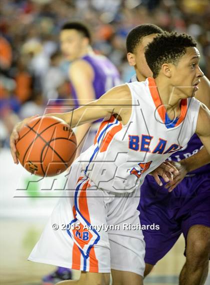 Thumbnail 1 in Garfield vs. Rainier Beach (WIAA 3A Final) photogallery.