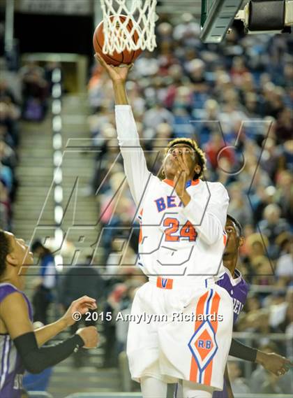 Thumbnail 1 in Garfield vs. Rainier Beach (WIAA 3A Final) photogallery.