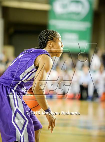 Thumbnail 3 in Garfield vs. Rainier Beach (WIAA 3A Final) photogallery.