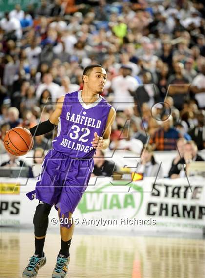Thumbnail 2 in Garfield vs. Rainier Beach (WIAA 3A Final) photogallery.
