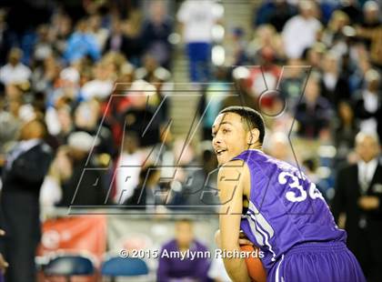Thumbnail 2 in Garfield vs. Rainier Beach (WIAA 3A Final) photogallery.