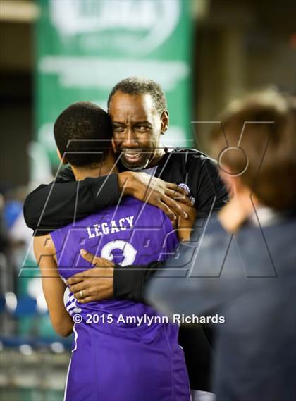 Thumbnail 2 in Garfield vs. Rainier Beach (WIAA 3A Final) photogallery.